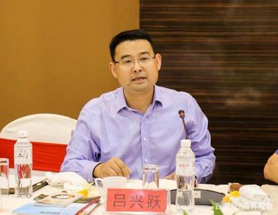 合肥市滁州商會代表團參觀考察金鵬控股集團