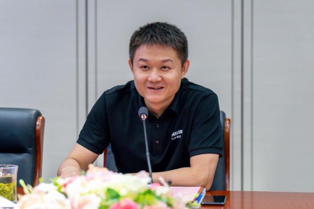 金鵬控股集團與飛利浦空調(diào)(中國)運營總部簽署戰(zhàn)略合作協(xié)議