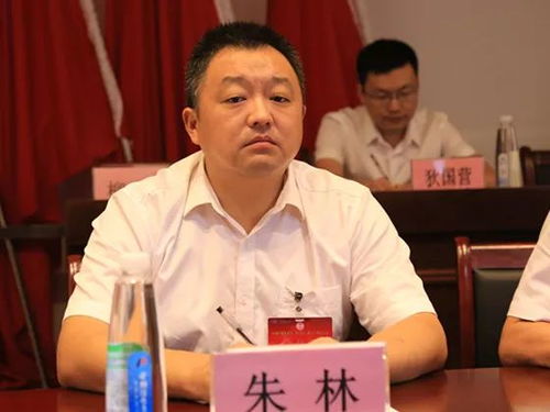 金鵬控股集團第二屆會員職工代表大會勝利召開